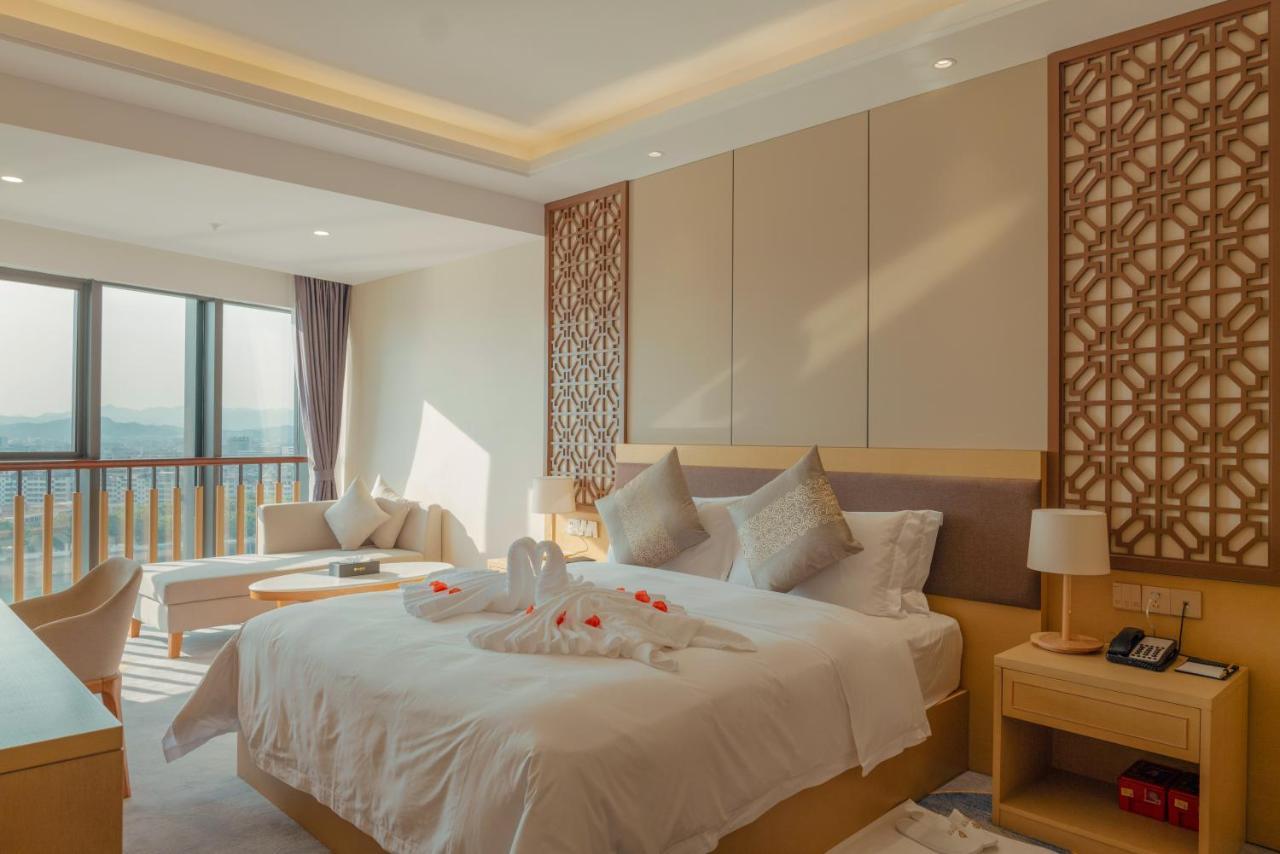 White Swan Guest House Meizhou Meizhou  Bagian luar foto